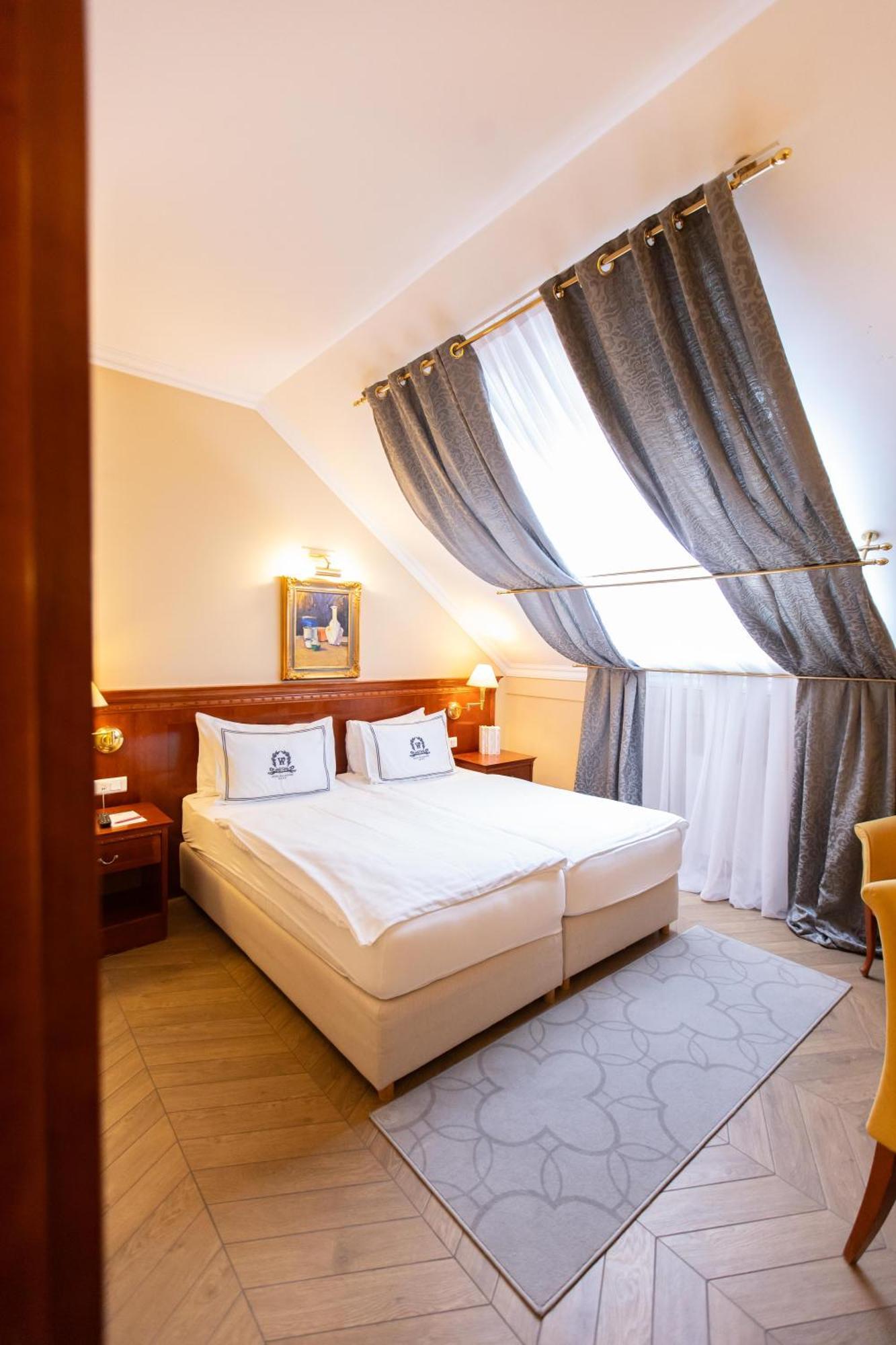 Hotel Waldinger Осієк Екстер'єр фото