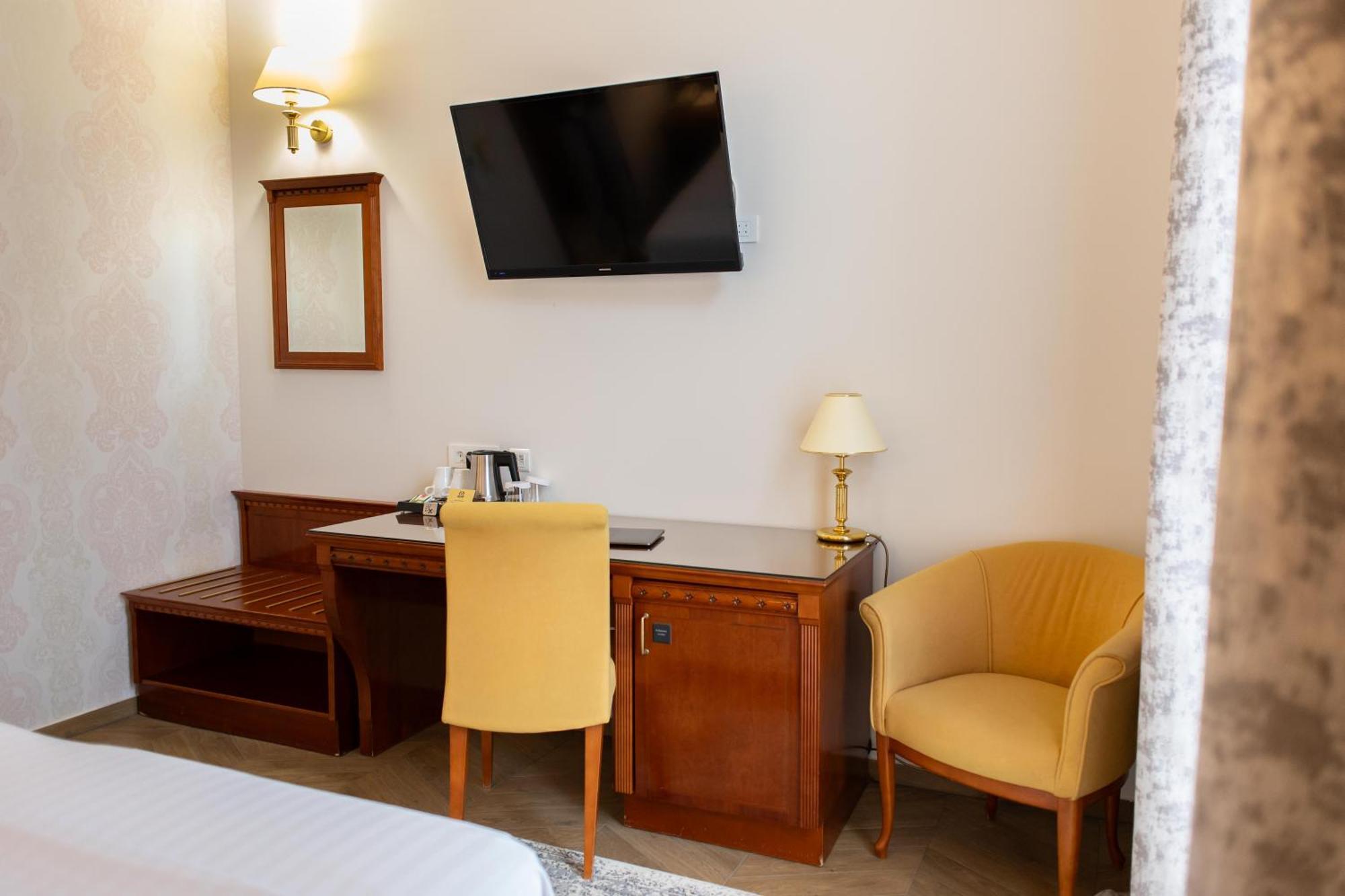 Hotel Waldinger Осієк Екстер'єр фото